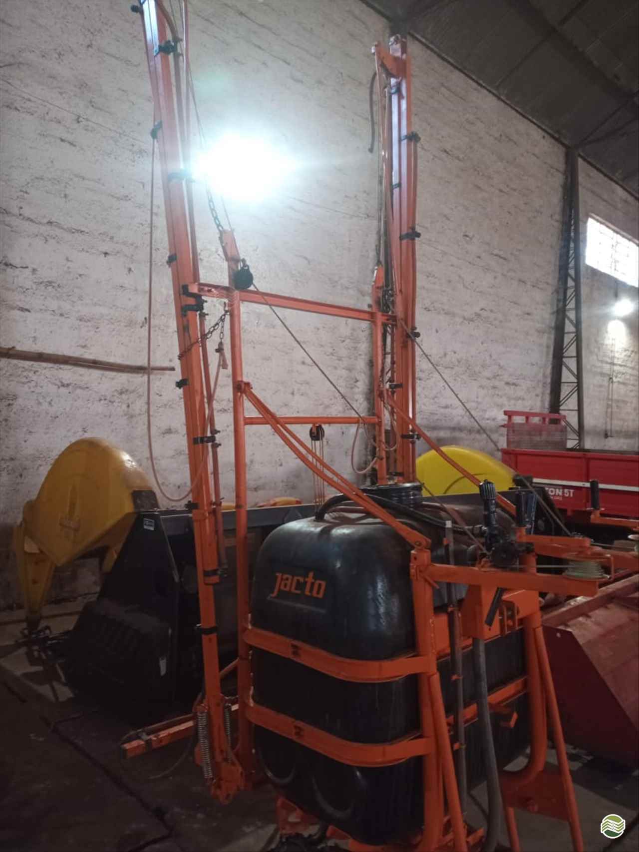 PULVERIZADOR JACTO AM 14 Acoplado Hidráulico Paulo Mokan Compra E Venda De Máquinas Usadas IJUI RIO GRANDE DO SUL RS